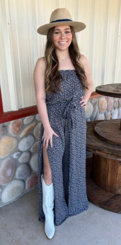 Strapless Jumper By Saints & Hearts -Western Fashion Clothing 0CA77BC9 3310 4B54 8CEE C7F449F00BF9 1 105 c