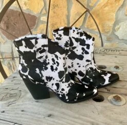 Bonnie Cow Booties -Western Fashion Clothing IMG 9927 66be8716 b70e 4ad3 b05a fa3f915a71ce