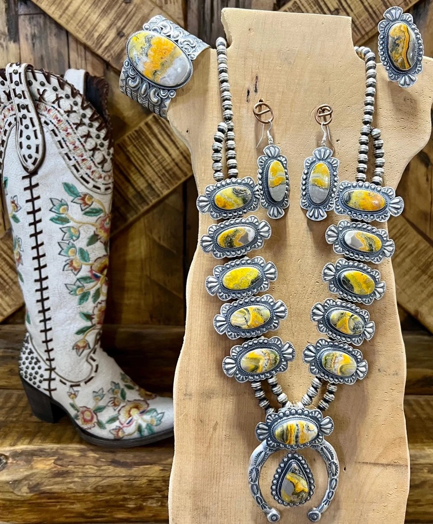 Yellowstone Bumblebee Squash Sets 3 Yellowstone Bumblebee Squash Sets - Image 2