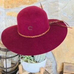 Charlie 1 Horse - Free Spirit Hat 8 Charlie 1 Horse - Free Spirit Hat -Western Fashion Clothing image 221174b2 5aad 4576 9e09 299c155be13e