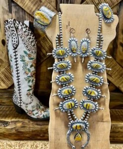 Yellowstone Bumblebee Squash Sets 11 Yellowstone Bumblebee Squash Sets -Western Fashion Clothing image a1a57d06 d023 4c2d b601 aca805ecad76 1