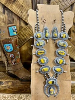 Yellowstone Bumblebee Squash Sets -Western Fashion Clothing image a4c9d416 2499 4551 b06d c0d7cfb4e194