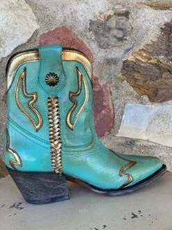 Corral Miranda Bootie -Western Fashion Clothing img 0996 f740fa94 ed4e 4a9a 8650 fa68974470b8 1